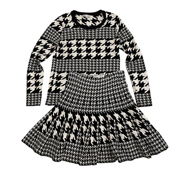Joy Joy S/M Sweater Set | Houndstooth Print, Stretch Knit Streetwear, Skirt, Top - Picture 1 of 5